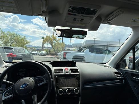 Used 2018 Subaru Forester 2.5i Limited AWD/4WD image 10