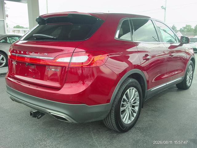 Used 2016 Lincoln MKX Select w/ Select Plus Package FWD image 4