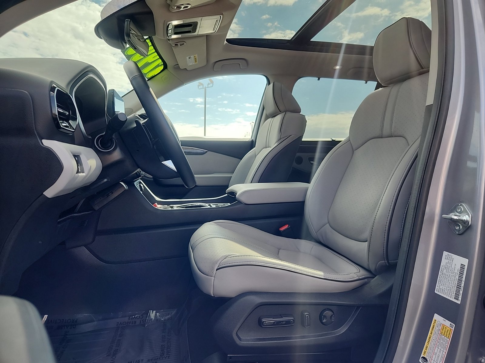 Used 2025 Honda Pilot Elite image 33