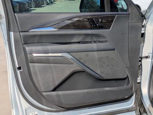 New 2025 Cadillac Escalade IQ Luxury 1 image 25