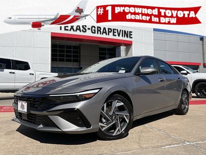 Used 2025 Hyundai Elantra Limited