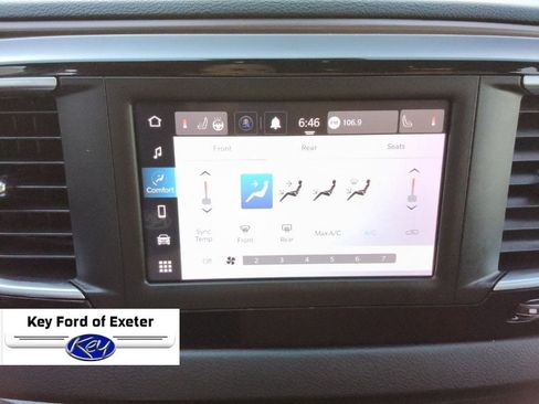 Used 2023 Chrysler Voyager LX FWD image 50