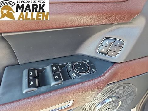 Used 2023 Ford Expedition Limited AWD/4WD image 24