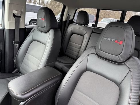 Used 2021 GMC Canyon AT4 w/ Trailering Package image 9