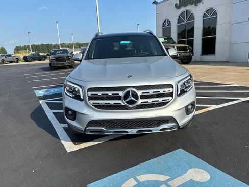 Used 2023 Mercedes-Benz GLB 250 image 4
