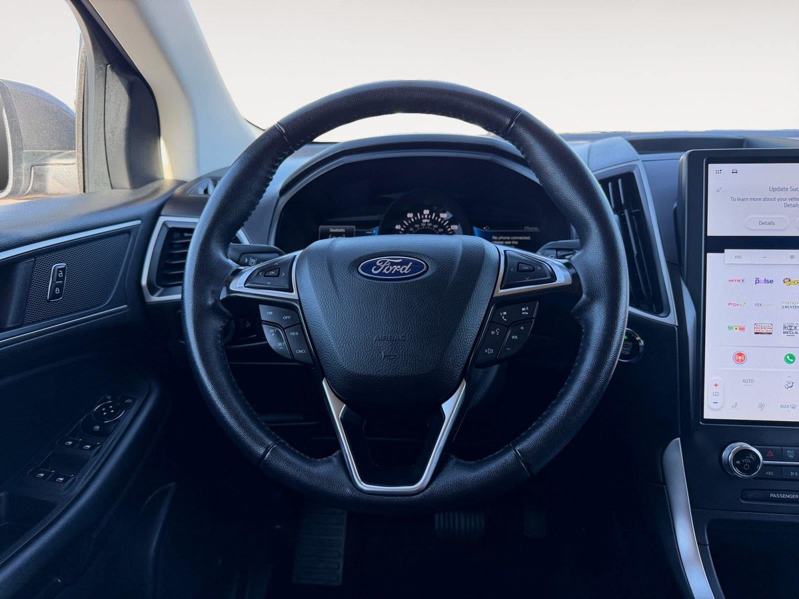 Certified 2024 Ford Edge SEL AWD/4WD image 12