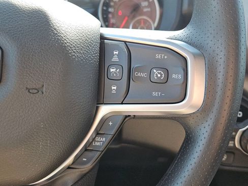 New 2026 RAM 1500 Express AWD/4WD image 21