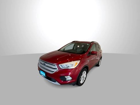 Used 2018 Ford Escape SEL image 4