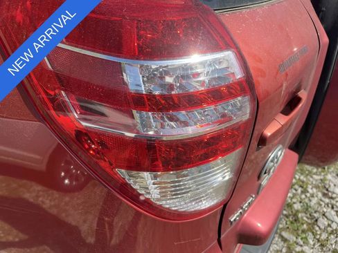 Used 2009 Toyota RAV4 2WD w/ 3rd Row image 9