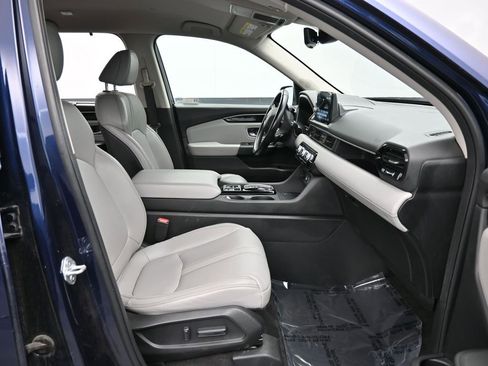 Certified 2023 Honda Pilot EX-L image 42