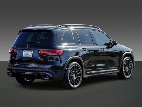 Used 2021 Mercedes-Benz GLB 250 image 4