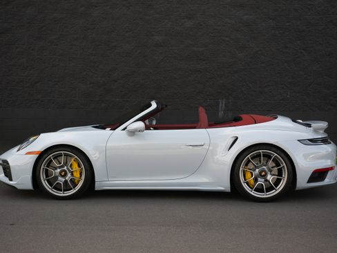 Certified 2025 Porsche 911 Turbo S image 2