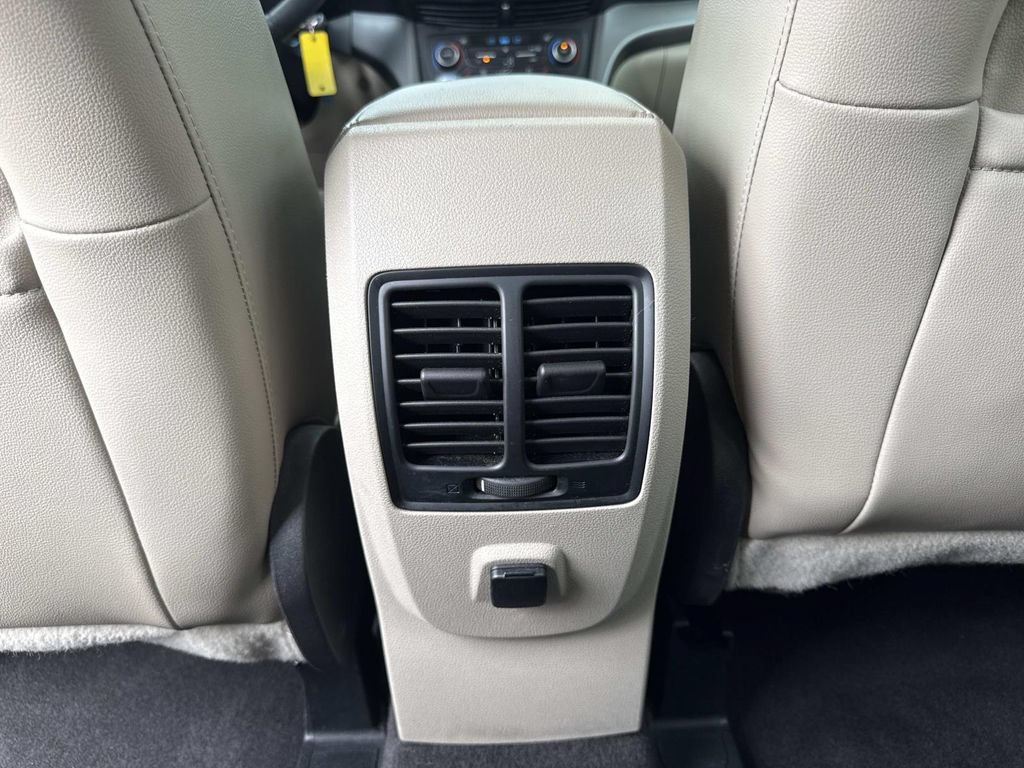 Used 2018 Ford Escape SEL w/ Ford Safe & Smart Package FWD image 16