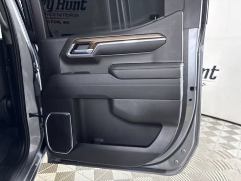 Used 2024 Chevrolet Silverado 1500 LT AWD/4WD image 27