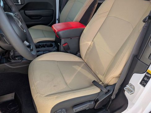 Used 2023 Jeep Wrangler Sport S image 31