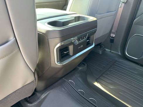 New 2026 GMC Sierra 1500 SLT image 20