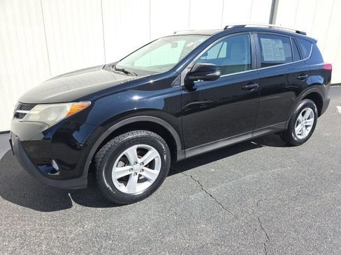 Used 2014 Toyota RAV4 XLE AWD/4WD image 3
