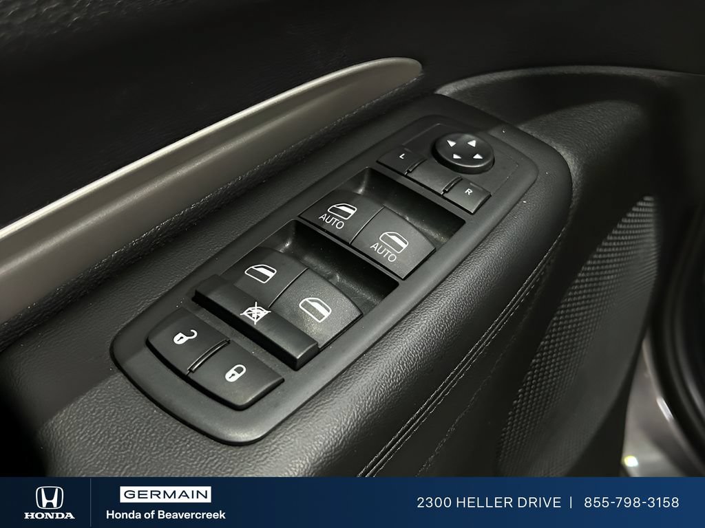 Used 2020 Dodge Durango SXT w/ 3rd Row Seating Group AWD/4WD image 13
