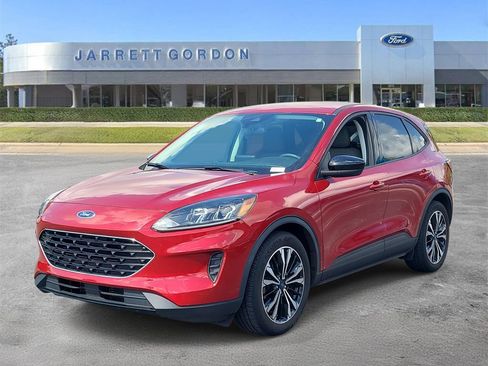 Certified 2022 Ford Escape SE w/ SE Sport Appearance Package FWD image 2