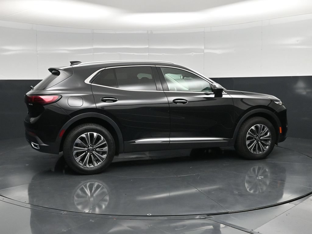 Used 2024 Buick Envision Preferred AWD/4WD image 3