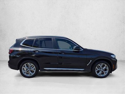 Used 2023 BMW X3 xDrive30i w/ Premium Package AWD/4WD image 4