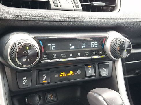 Certified 2023 Toyota RAV4 XLE Premium AWD/4WD image 20