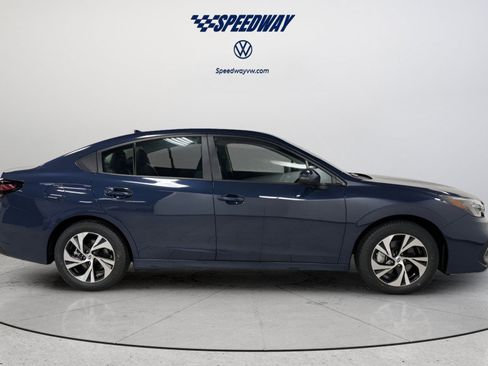 Used 2025 Subaru Legacy Premium AWD/4WD image 8
