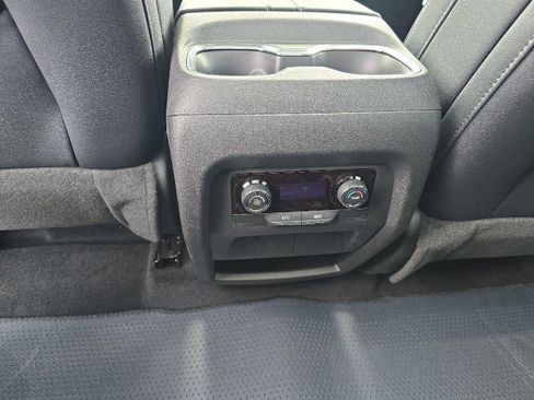 New 2026 Chevrolet Traverse LT w/ Sun and Wheel Package image 17