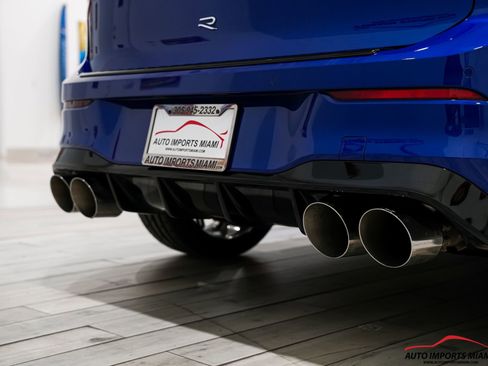 Used 2024 Volkswagen Golf R 4-Door AWD/4WD image 22