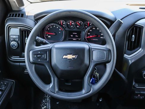 Used 2023 Chevrolet Silverado 2500 Custom w/ Custom Convenience Package image 17