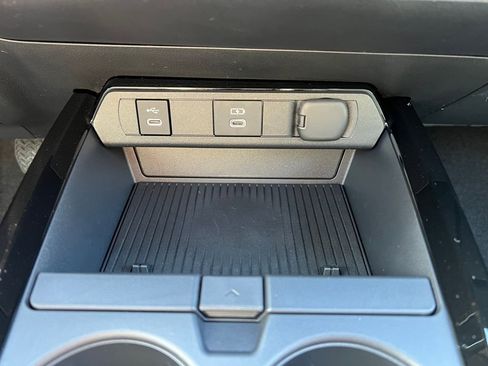 New 2026 Toyota Prius Limited FWD image 28