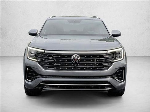 Used 2024 Volkswagen Atlas Cross Sport SEL Premium R-Line AWD/4WD image 2
