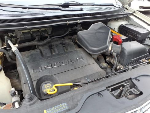 Used 2008 Lincoln MKX AWD image 27