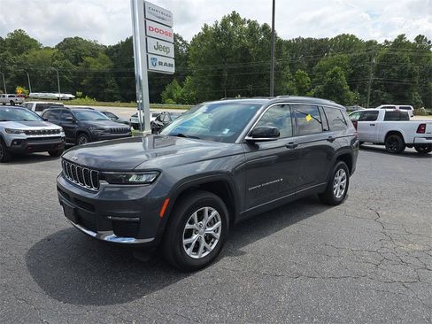 Used 2022 Jeep Grand Cherokee L Limited image 9