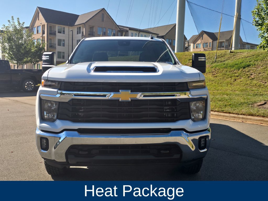 Used 2025 Chevrolet Silverado 2500 LT w/ Convenience Package AWD/4WD image 6