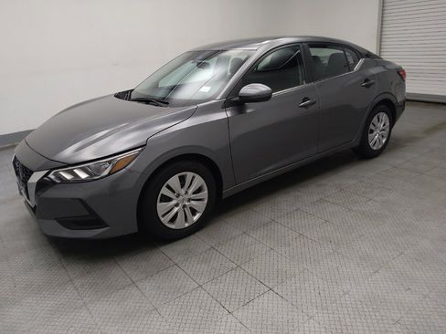 Used 2023 Nissan Sentra S image 2