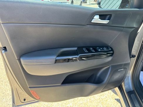 Used 2018 Kia Sportage SX FWD image 10