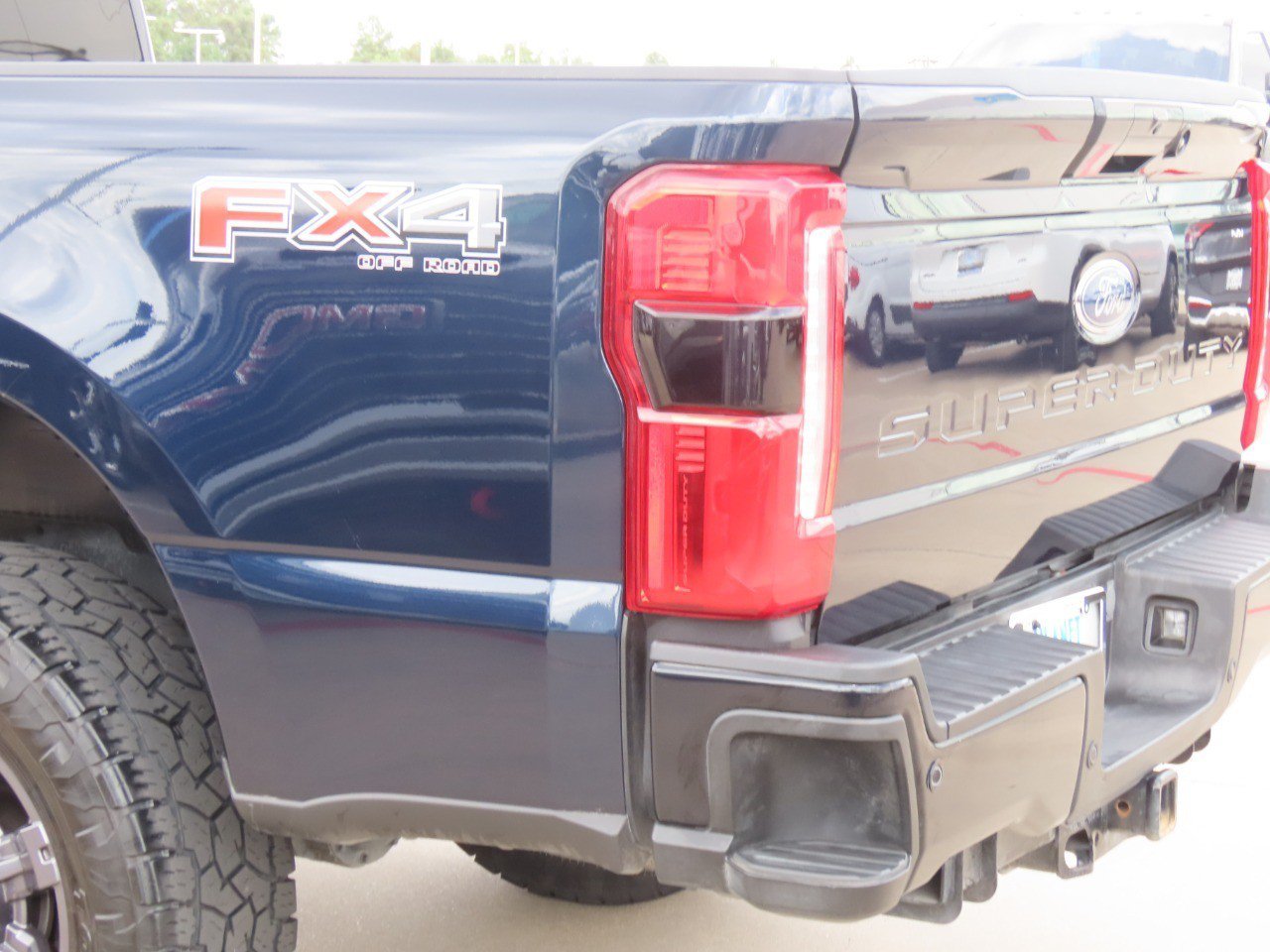 Used 2024 Ford F250 Lariat w/ Lariat Ultimate Package AWD/4WD image 15