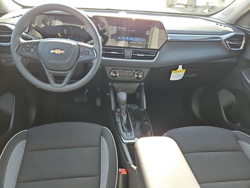 New 2026 Chevrolet TrailBlazer LS w/ LS Convenience Package FWD image 12