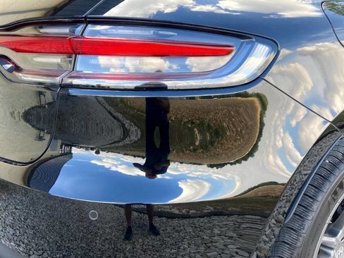 Used 2020 Porsche Macan image 9