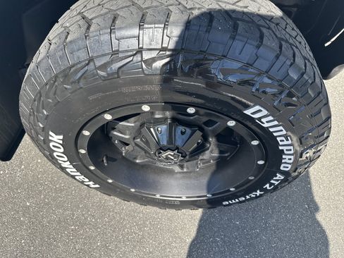 Used 2017 Jeep Wrangler Unlimited Sport w/ Quick Order Package 24S AWD/4WD image 27