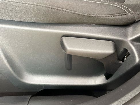 Used 2025 Ford Escape Active AWD/4WD image 20
