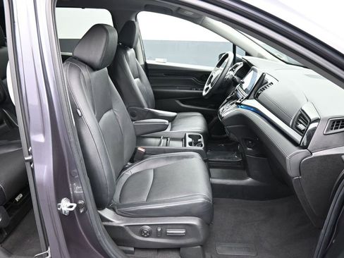 Certified 2022 Honda Odyssey Touring image 27