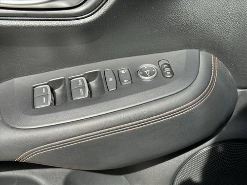 Used 2023 Honda HR-V Sport image 17