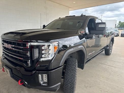 Used 2022 GMC Sierra 3500 AT4 w/ AT4 Preferred Package AWD/4WD image 5