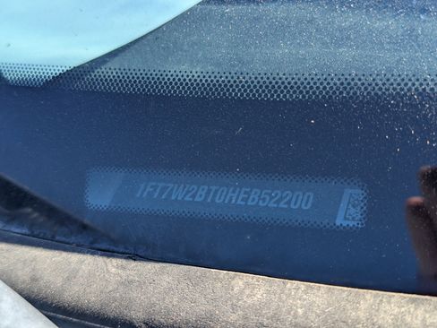 Used 2017 Ford F250 XL w/ Power Equipment Group image 10