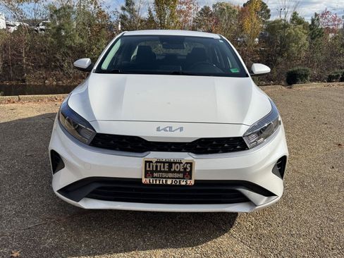 Used 2024 Kia Forte LXS image 13