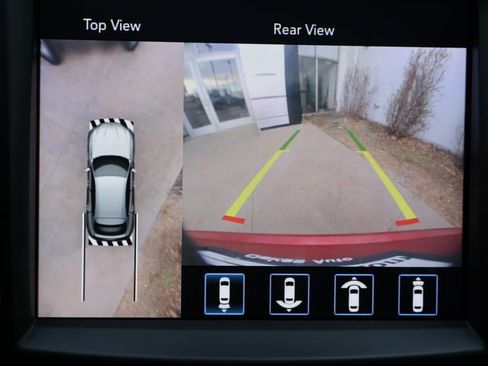 Used 2020 Maserati Levante GranLusso image 32