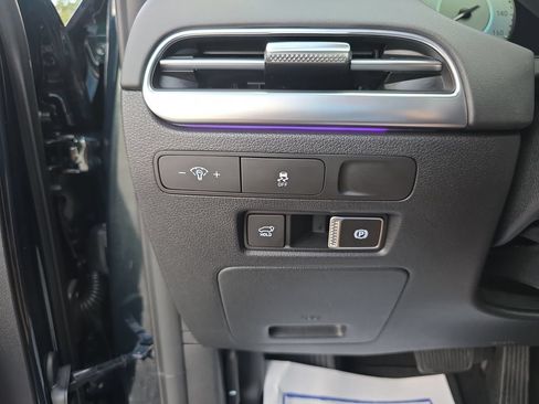 Used 2025 Hyundai Palisade Calligraphy FWD image 20
