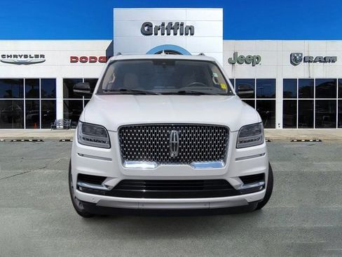 Used 2020 Lincoln Navigator Reserve w/ Luxury Package AWD/4WD image 12